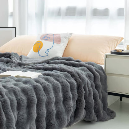 NNEDSZ Dark Grey 130*160cm Plush Toscana Rabbit Hair Throw Blanket - Soft Flannel Fleece for All Seasons, Perfect for Couch & Bed